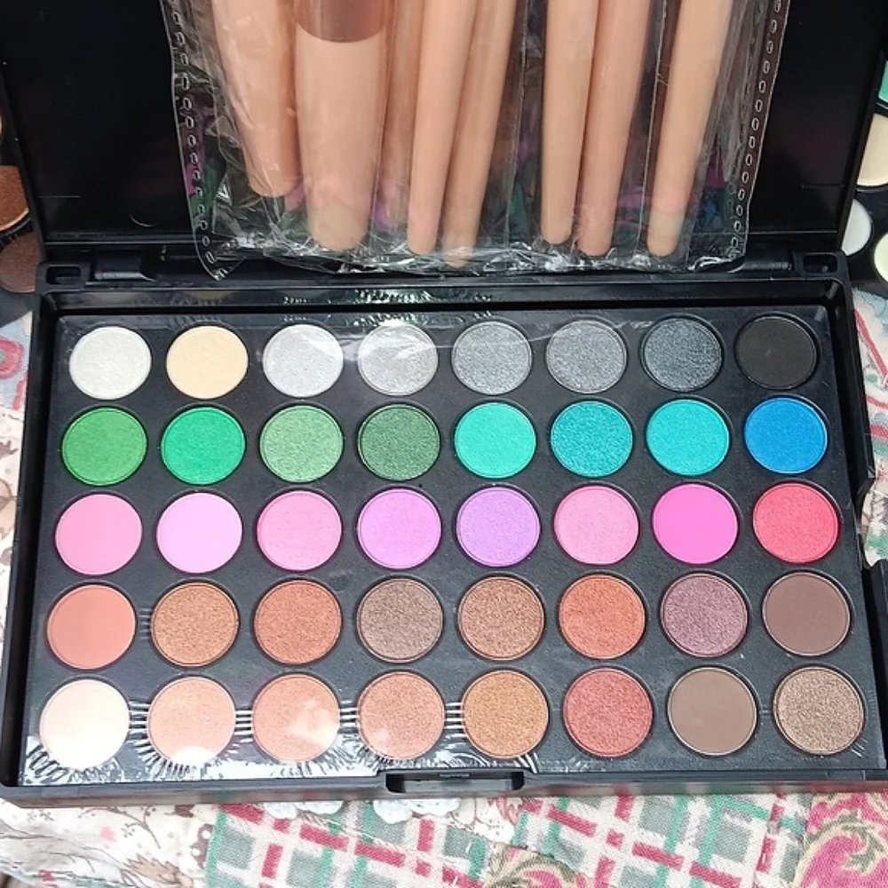 🆕️POPFEEL 120 COLOR PROFESSIONAL COMPLETE EYESHADOW PALETTE & BRUSH GIFT SET